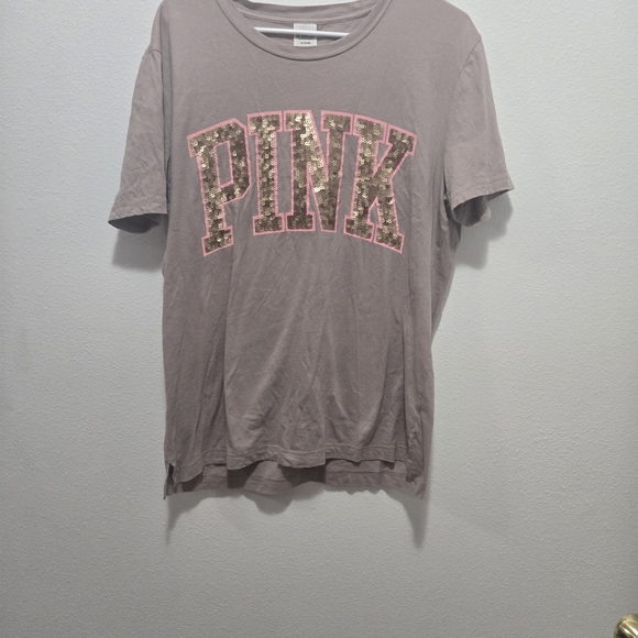 PINK Victoria's Secret Gray Tee with Sequin Logo - Picture 1 of 4